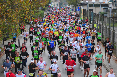 Tekači na maratonu.