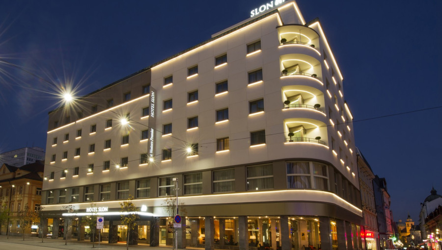 Best Western Premier Hotel Slon exterior view