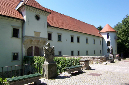 Entrance to Fužine Castle, where the Museum of Architecture and Design is located