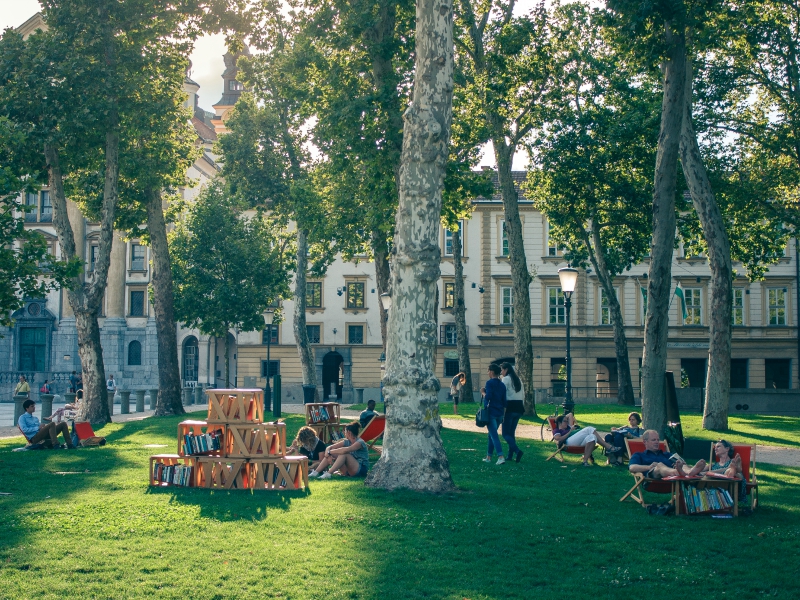 Kongresni trg in park.