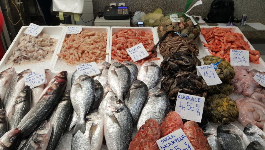 A feast for all the senses - Ljubljana’s incredible Saturday market ...