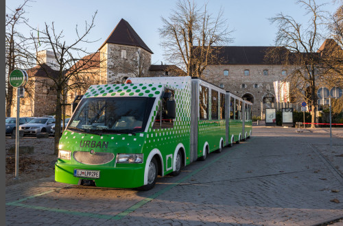 Električni vlakec Urban na Ljubljanskem gradu.